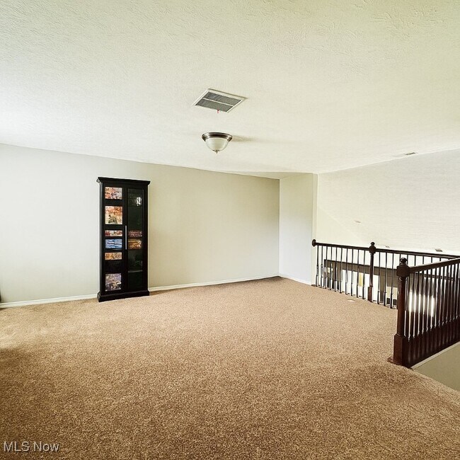 Building Photo - 10456 Dogwood Dr