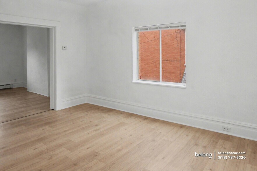 Building Photo - 2309 Valera Ave