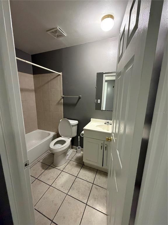 Building Photo - 2121 S San Gully Rd