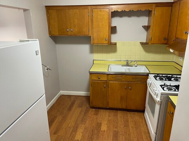 Building Photo - 1209 N Harlem Ave