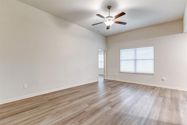 Building Photo - 309 Killam County Dr