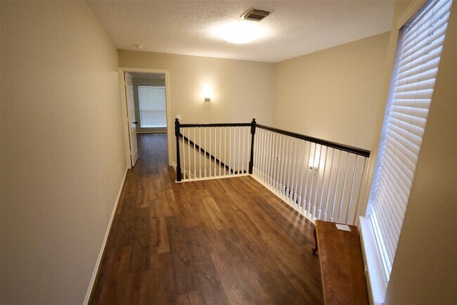 Building Photo - 4914 Maxie St