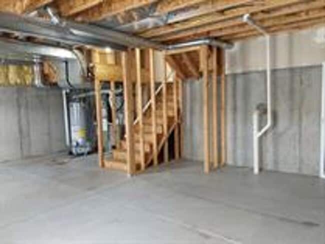 Building Photo - 3030 45th Ave