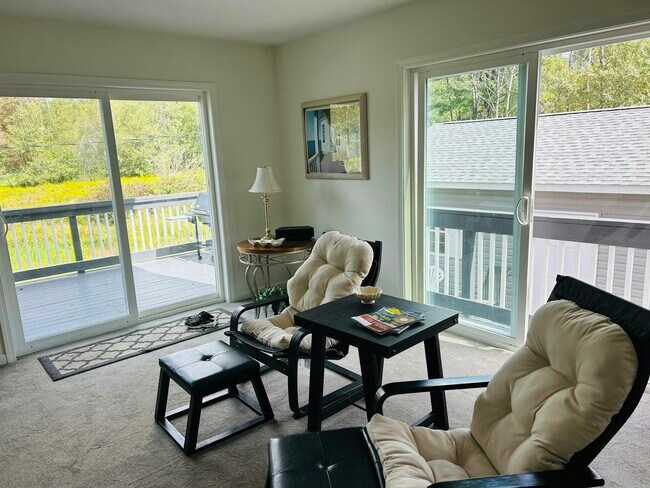 Building Photo - 228 Cranberry Dr