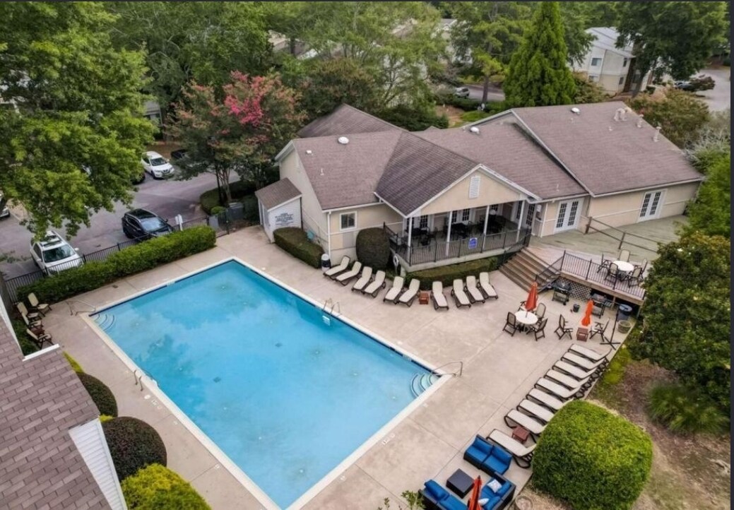 Building Photo - 1708 Wingate Way