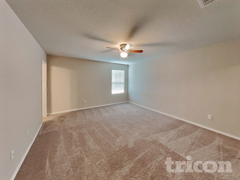Building Photo - 8506 Amistad Cove