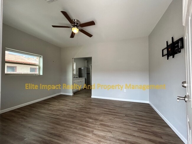 Building Photo - 1330 N Tyndall Ave