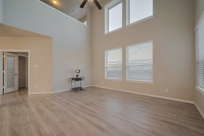 Building Photo - 7809 Axis Rdg Dr