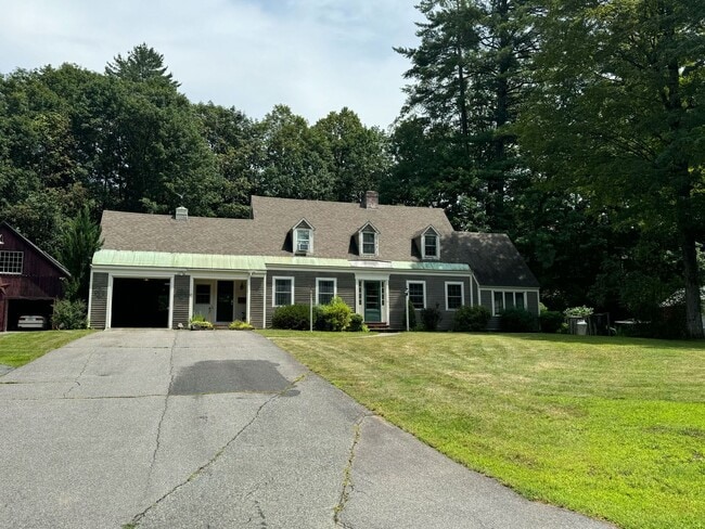 Primary Photo - 45 Common St