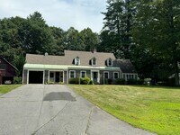 Building Photo - 45 Common St