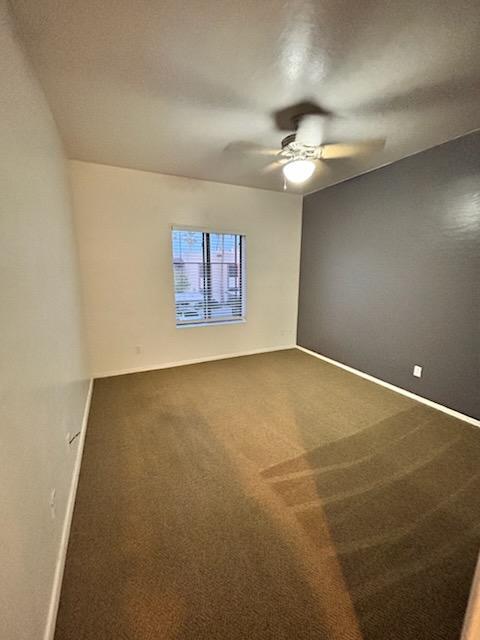 Building Photo - 205 N 74th St
