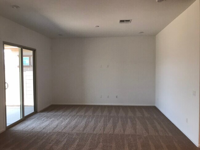 Building Photo - 10918 W Yates Ln