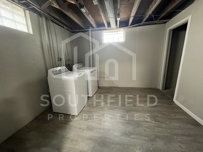 Building Photo - 2552 Sarvis Ct