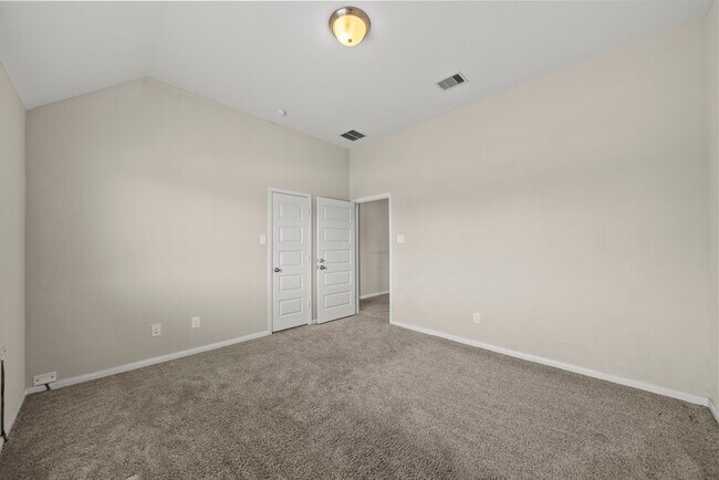 Building Photo - 2203 Rocky Shores Ln