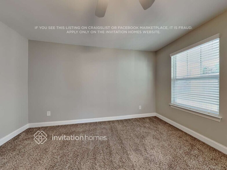 Building Photo - 213 Morgan's Branch Rd