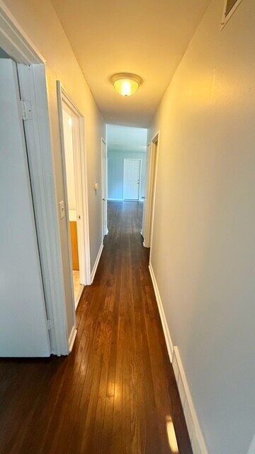 Building Photo - LAWRENCE 4 BEDROOM W/BASEMENT RECENTLY UPDATED!  AVAILABLE NOW!
