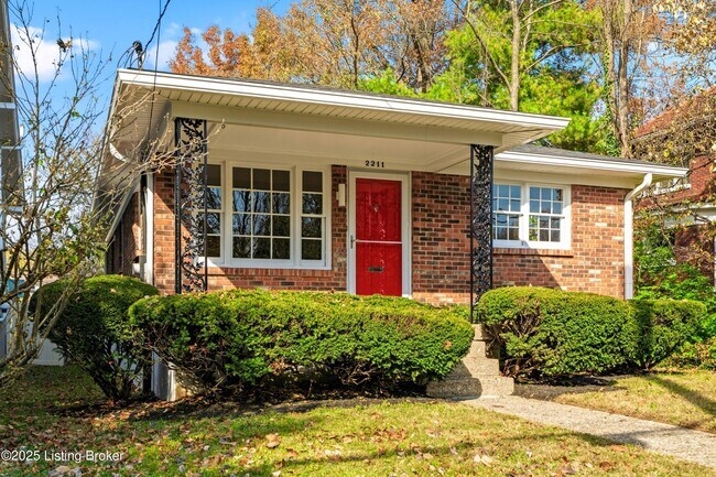 Primary Photo - 2211 Wrocklage Ave