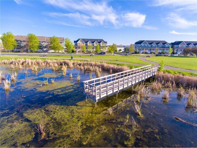 Building Photo - 2952 Clover Ridge Dr