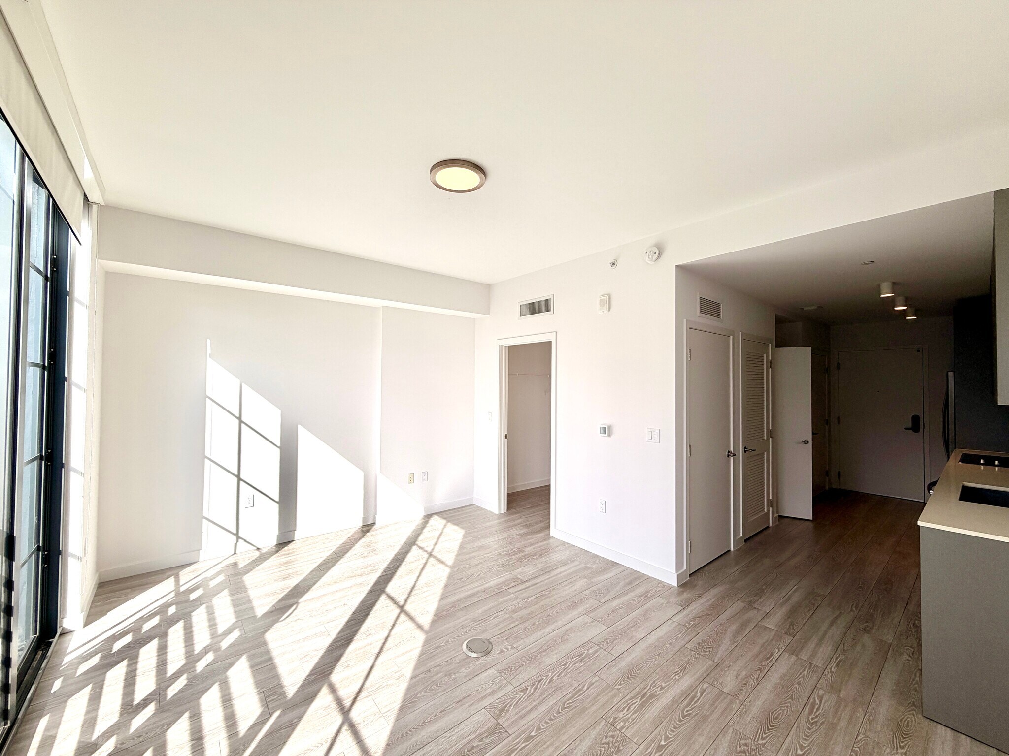 Building Photo - 328 NW 33rd St