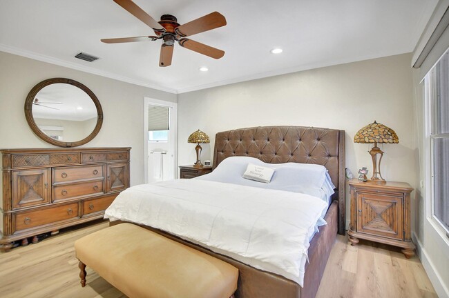 Building Photo - 1599 Isabel Rd Oeste