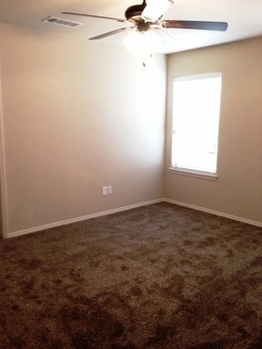 Building Photo - Beautiful Townhome in Grand Heritage West, Lavon!