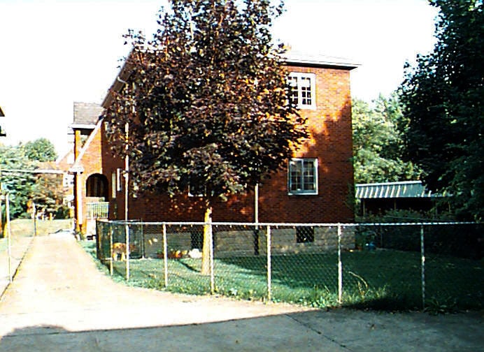Big Back yard - 330 S Aiken Ave