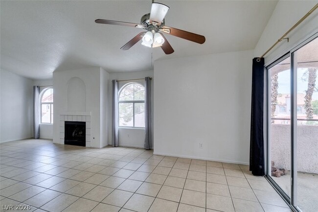 Building Photo - 7570 W Flamingo Rd