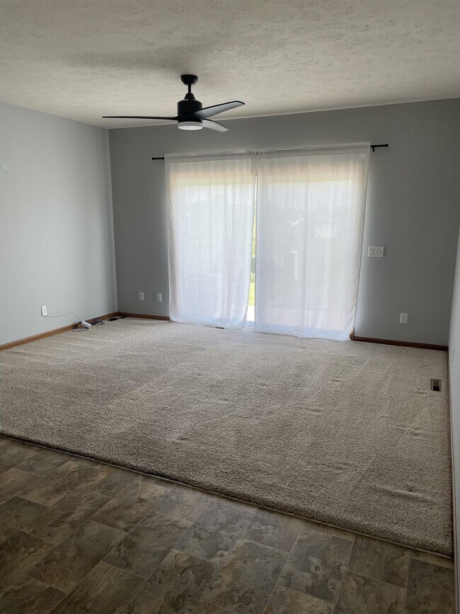 Building Photo - 2650 Millstone Dr