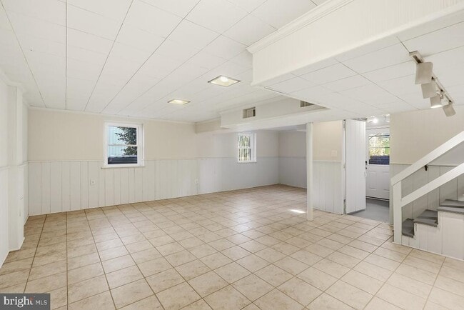 Building Photo - 2809 Pierpont St