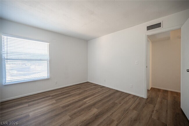 Building Photo - 1428 Lorilyn Ave