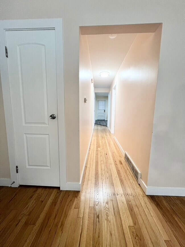 1715 43rd Ave 1715 43rd Ave Stone Park IL 60165 Apartment Finder