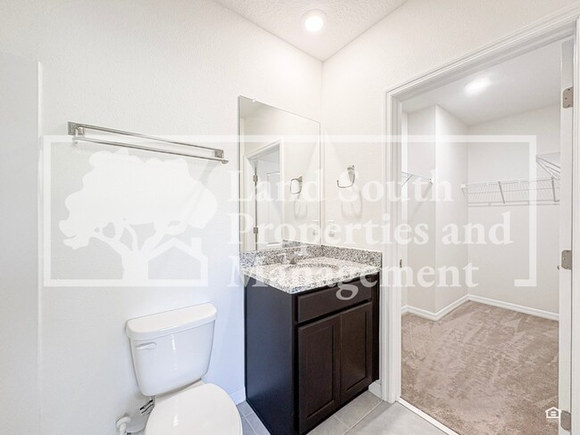 Building Photo - 5781 Arlington River Dr.