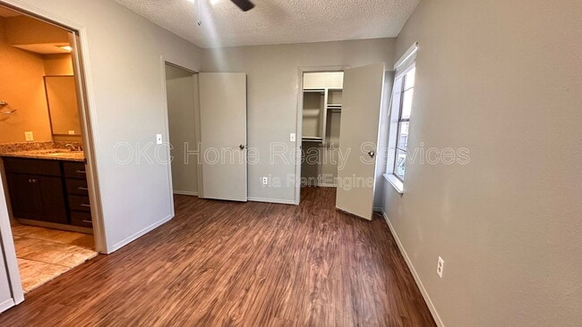 Building Photo - 6715 Lyrewood Ln