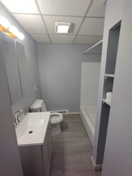 Building Photo - 3159 6th Ave