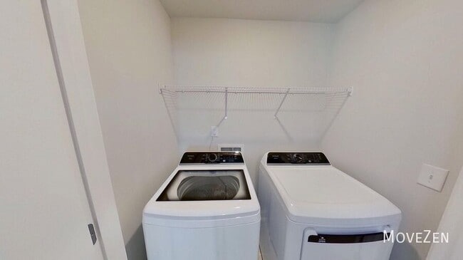 Building Photo - 768 Lightrail Dr