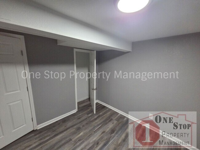 Building Photo - Beautiful 3 Bedroom 2 Bathroom in Kansas City