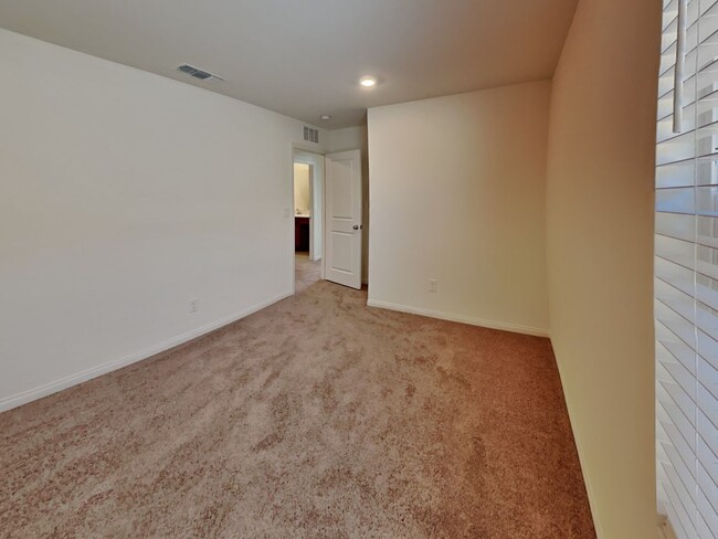 Building Photo - Brand New 2-Story Home for Rent – 5 Bedroo...