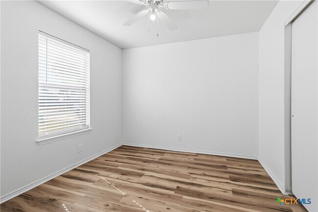 Building Photo - 224 Capistrano Dr