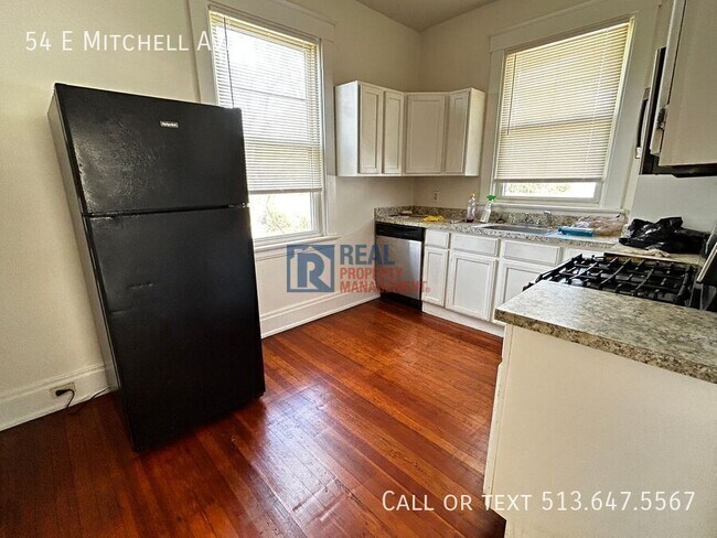 Building Photo - 54 E Mitchell Ave