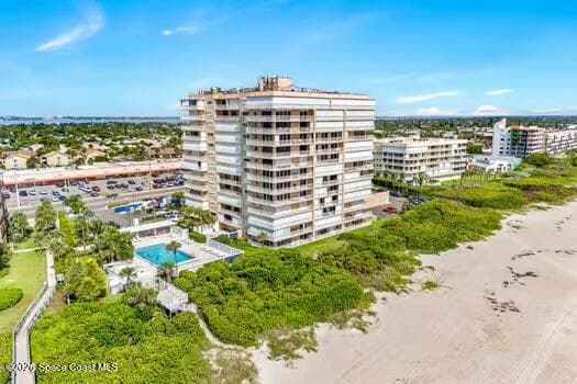 Building Photo - 877 N Hwy A1A