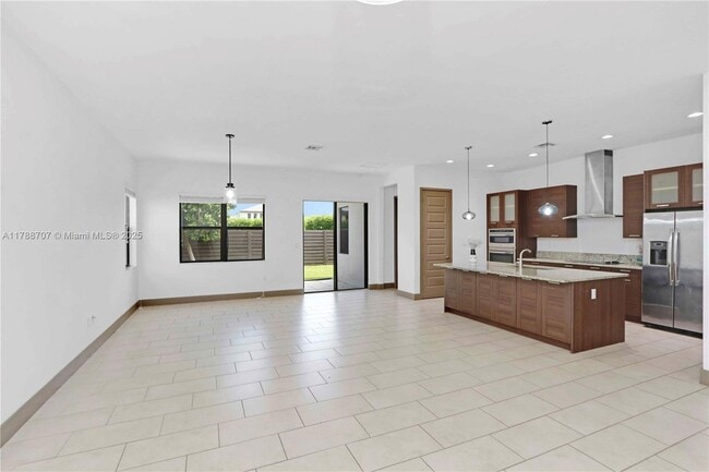 Building Photo - 15957 SW 136 Way