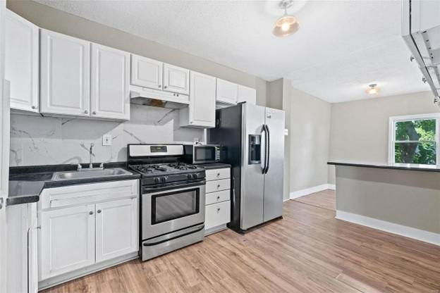 Building Photo - 3316 Caroline St