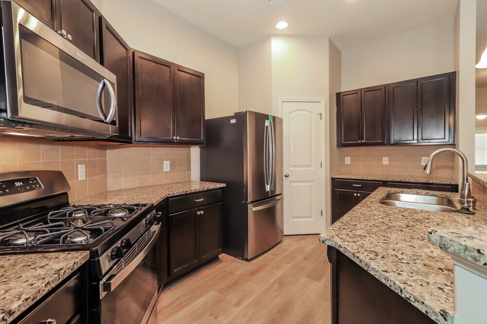 Building Photo - 35 Mercer Ln