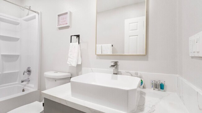 Building Photo - 8356 Adams St