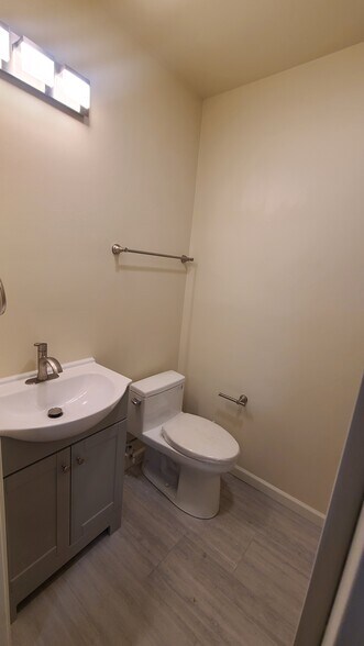 Building Photo - 1309 Solano Ave
