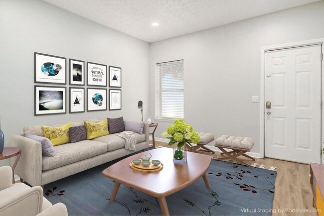 Building Photo - 426 E Mithoff St