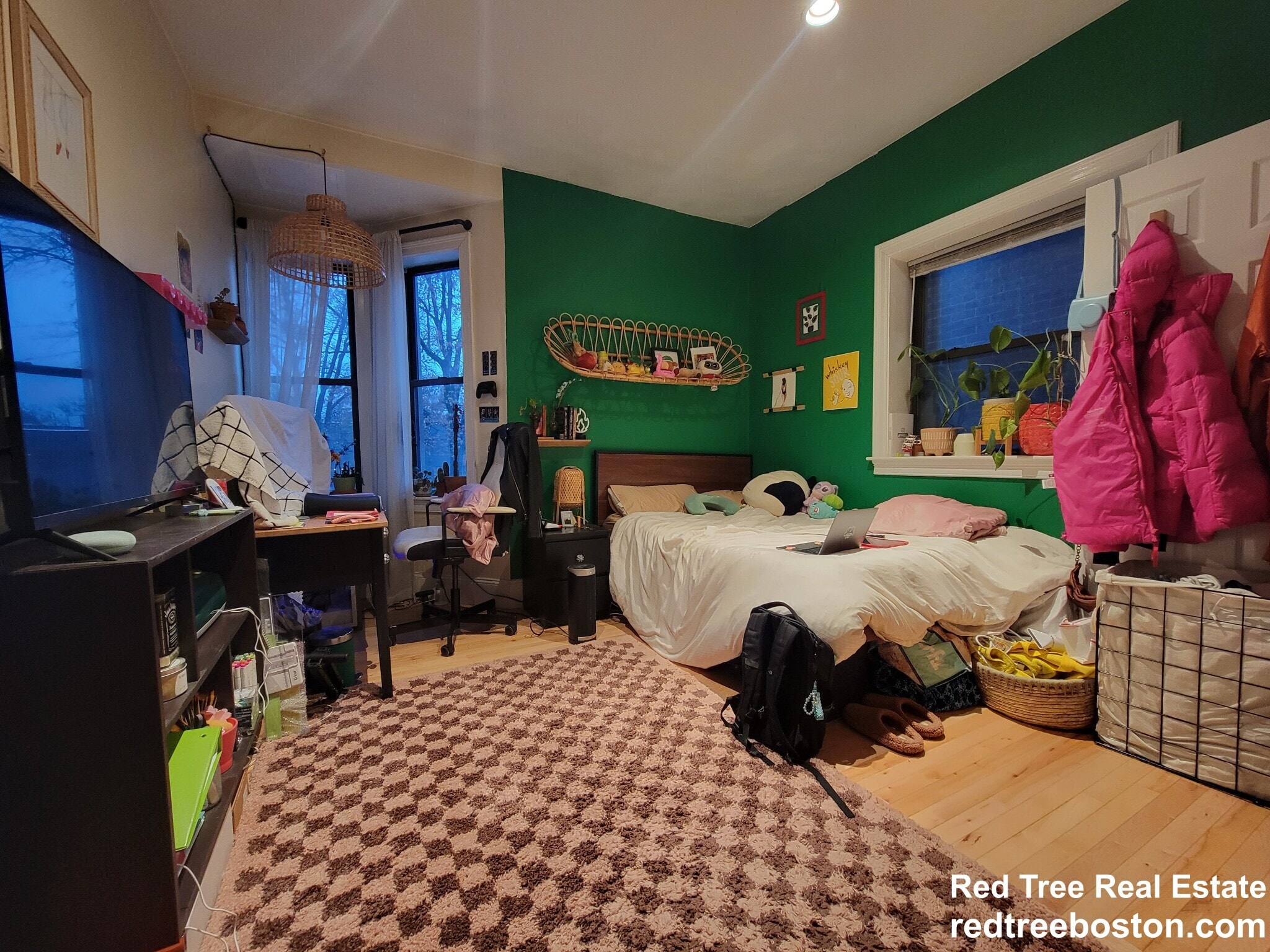 Building Photo - 1199 Beacon St