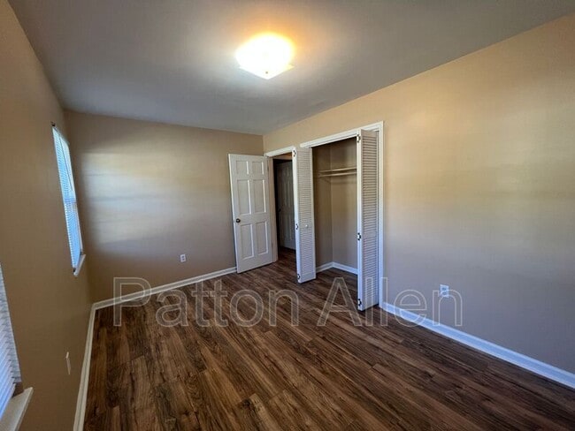 Building Photo - 88 Lees Creek Rd