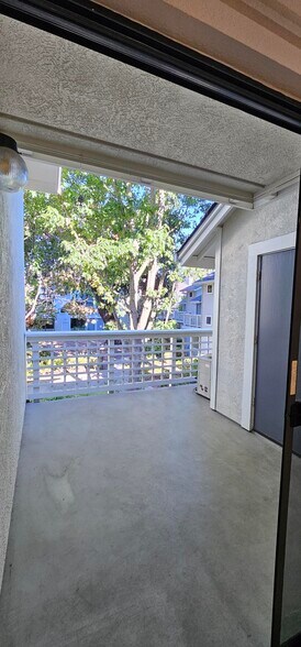 Main Balcony - 2600 Oak Rd