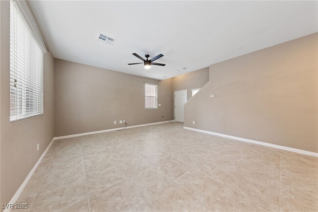Building Photo - 10966 Sardinia Sands Dr